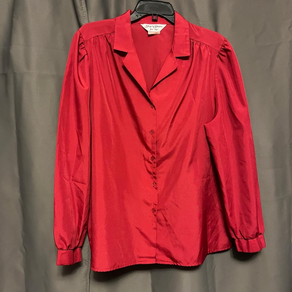 Ship 'n Shore Vintage 1980s Red Button Down Top Size 38